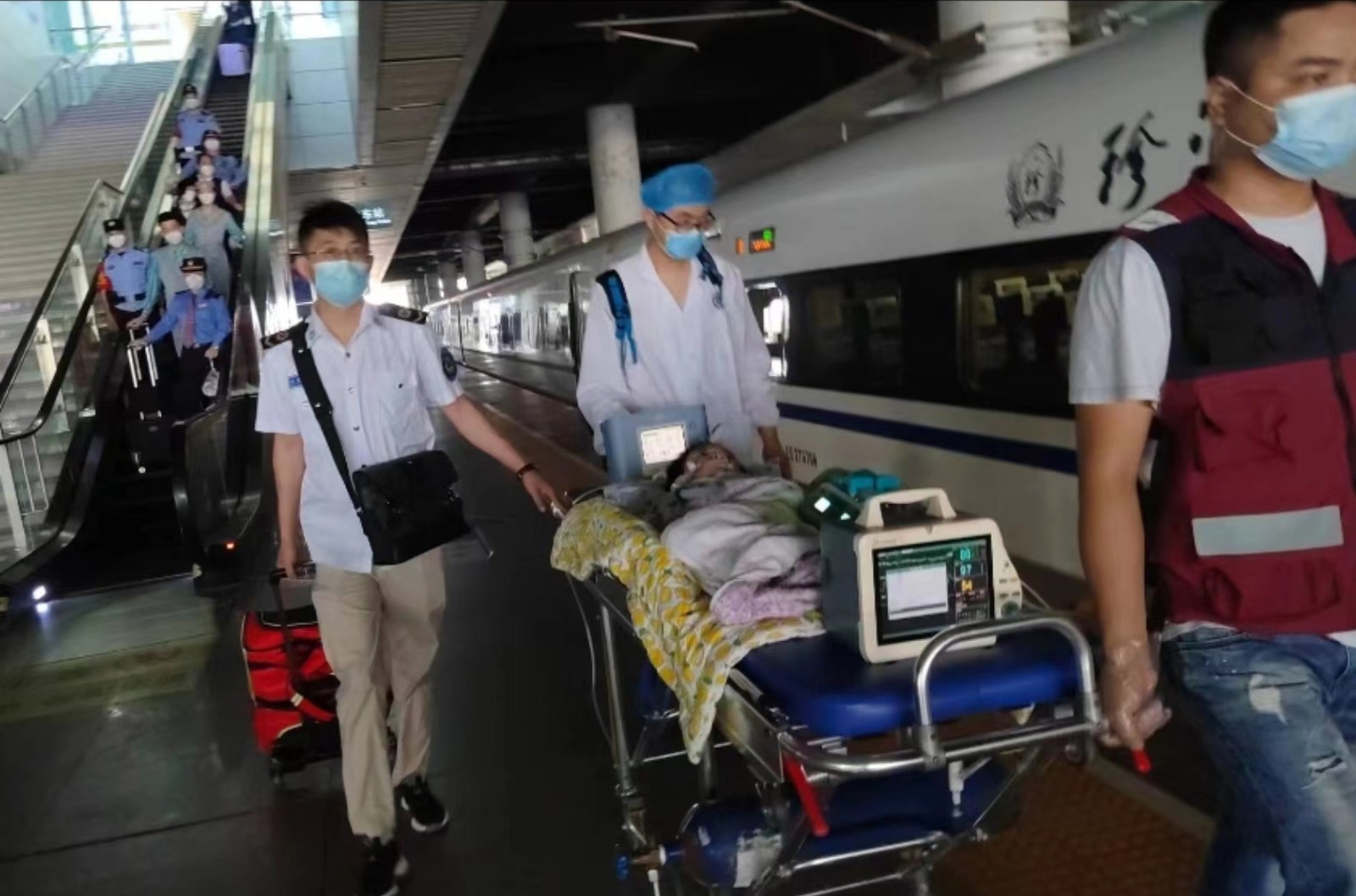 寿宁县高铁转运公司